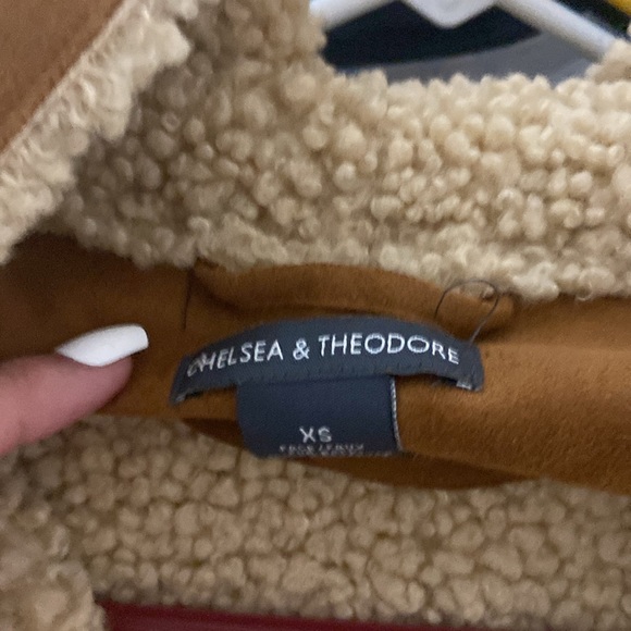 Fake fur coat - Picture 2 of 4